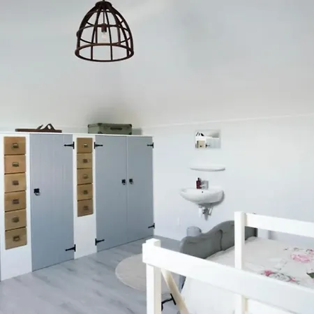 Romantisch De Hooiberg 3* Berkenwoude